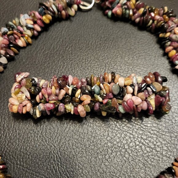 Agate Chip Bead Necklace and Stretch Bracelet - Picture 2 of 6